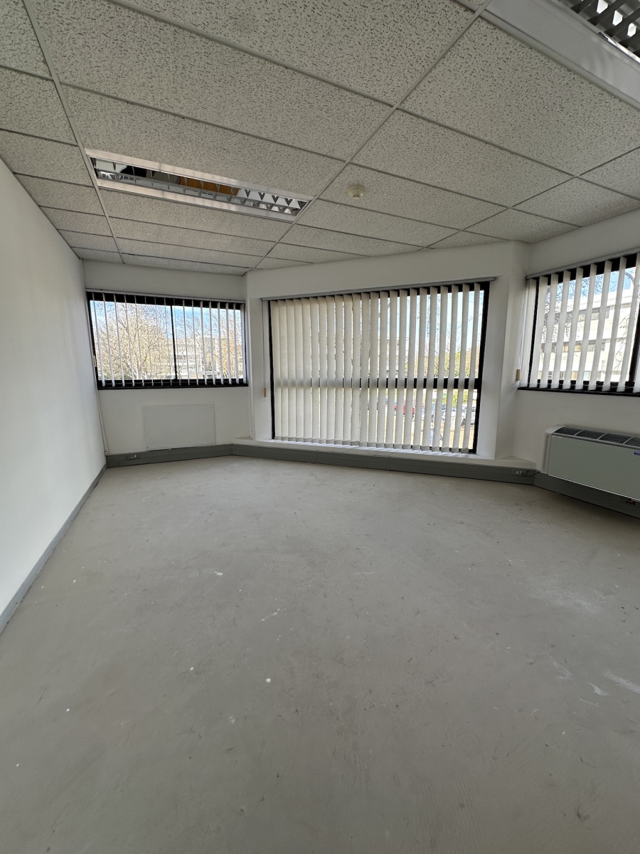 To Let commercial Property for Rent in Mowbray Western Cape